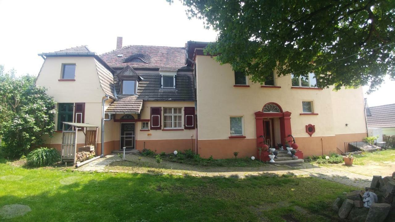 Historische Schule "Ferienwohnung Pauline" I&Ii Stobnitz Extérieur photo