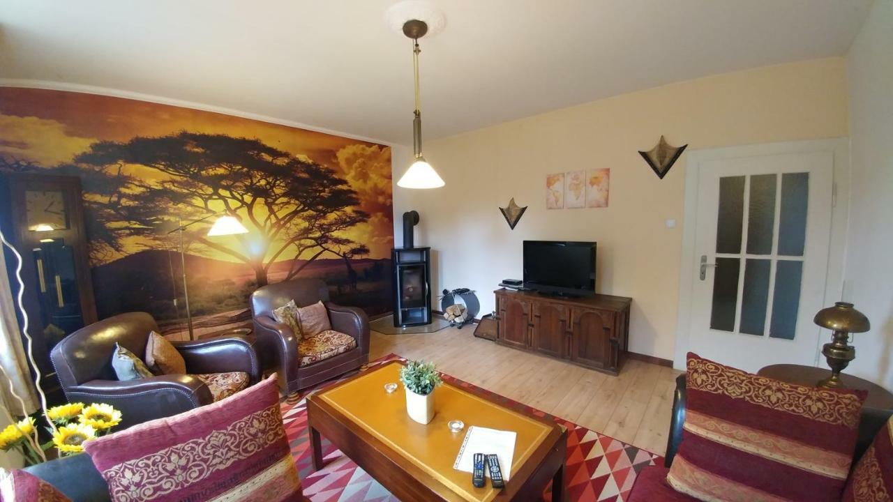 Historische Schule "Ferienwohnung Pauline" I&Ii Stobnitz Extérieur photo