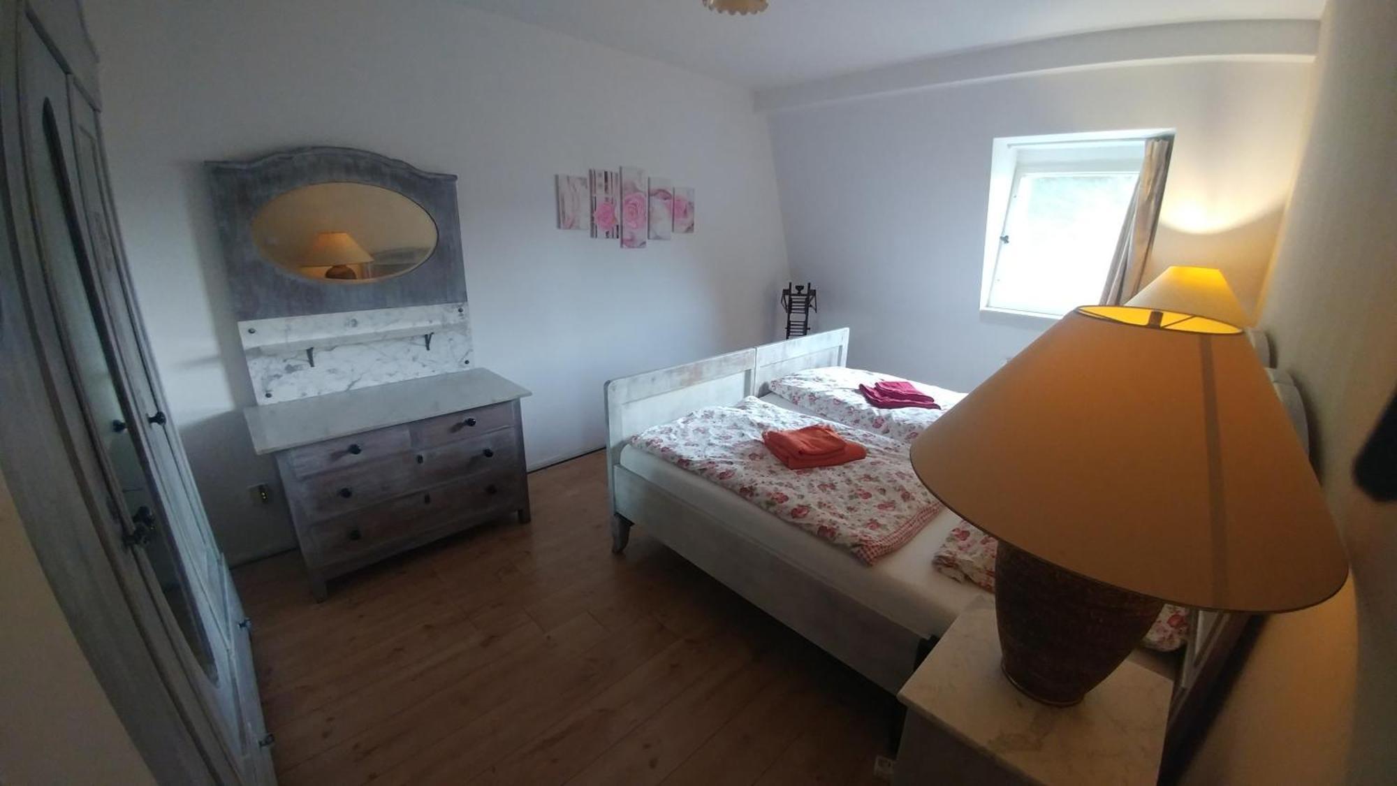 Historische Schule "Ferienwohnung Pauline" I&Ii Stobnitz Extérieur photo